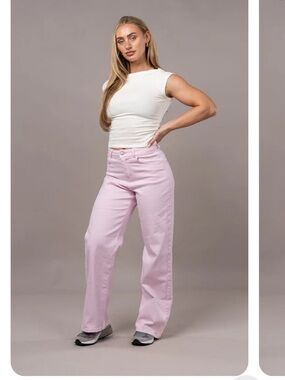 ISO FITJEANS PASTEL PINK IN SIZE XS